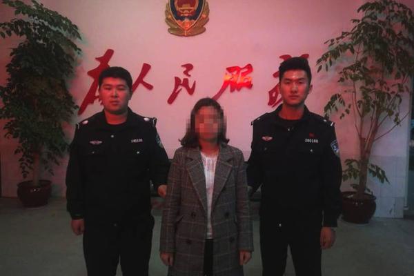 【福利姬51吃瓜爆料黑料】年消查看女性是擁抱否有瑕疵