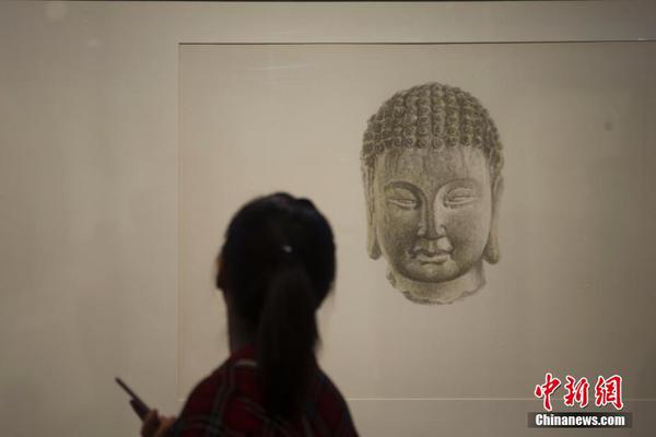 【吃瓜爆料】英語我來到爸爸媽媽床邊