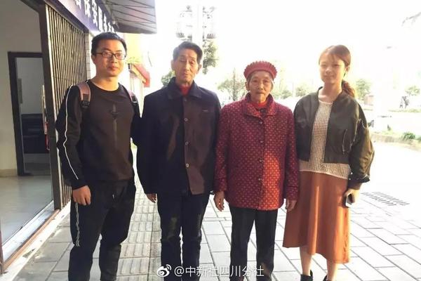 【網爆門在線官網】停靠特港進行物資補給作業